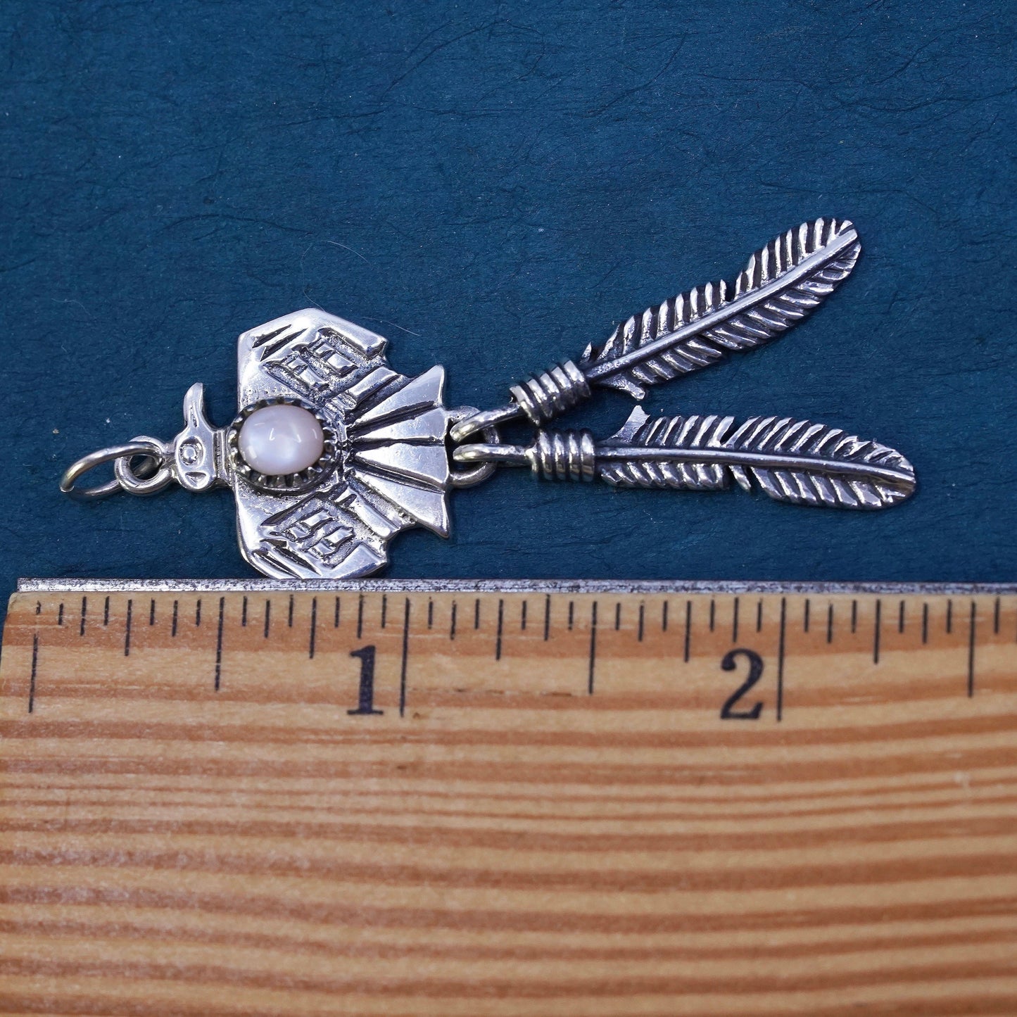 Native American Zuni Sterling 925 silver eagle Pendant feathers mother of pearl