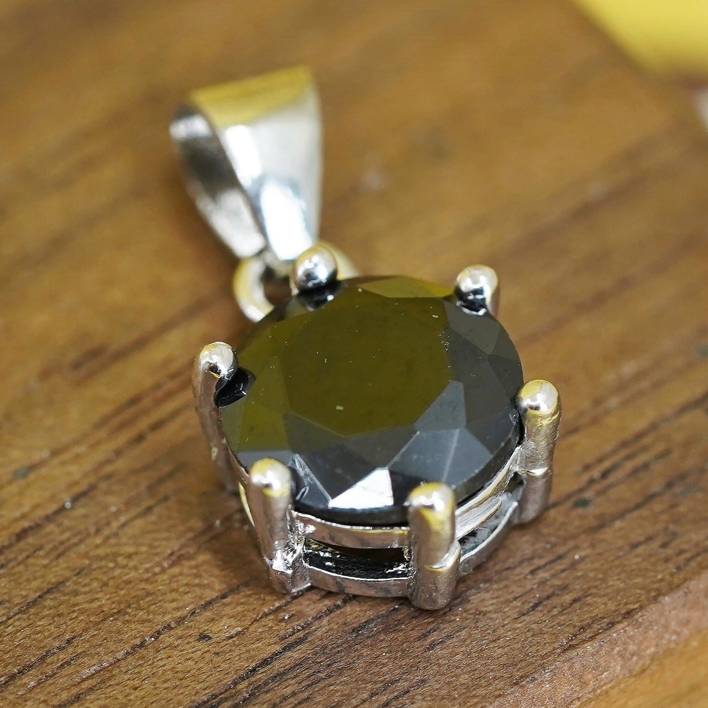Vintage Sterling 925 silver handmade pendant with sapphire