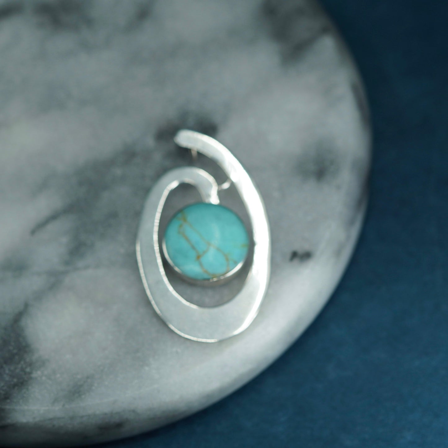 Vintage Sterling 925 silver handmade pendant with round turquoise