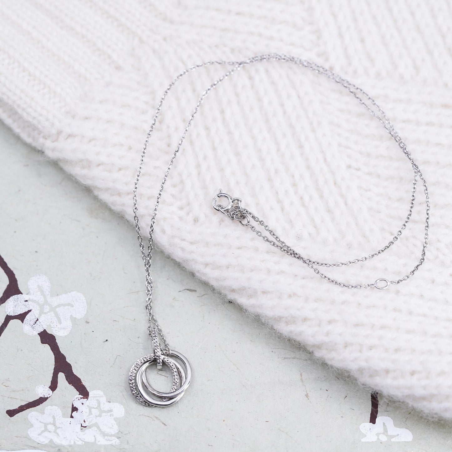 18”, Vintage Sterling silver necklace, 925 circle chain with pendant diamonds