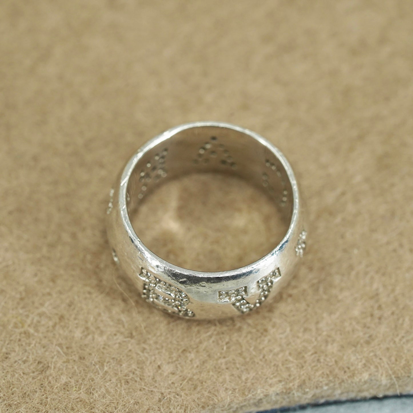 Size 7, VTG southwestern Sterling 925 silver wedding ring, Cz “bvlgari” band