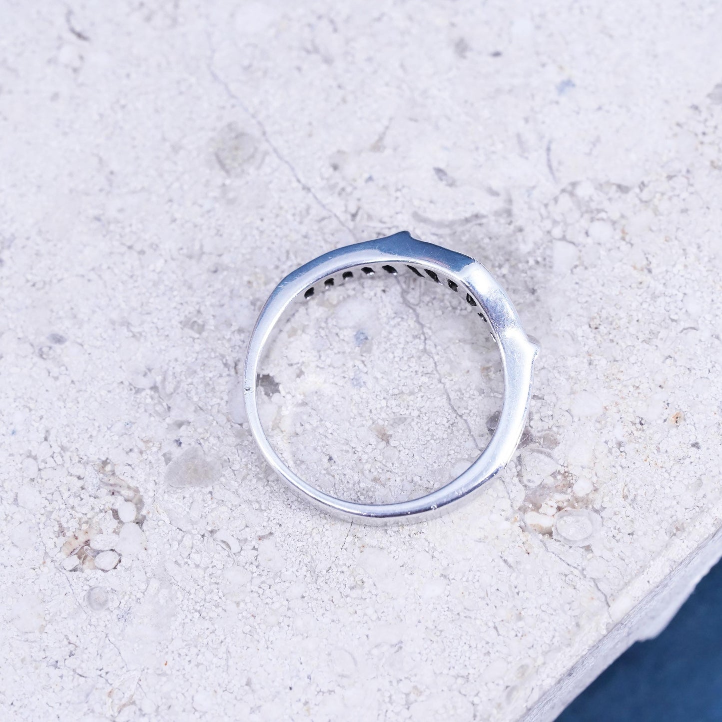 Size 6.5, vintage Sterling 925 silver ring, 925 stackable wedding band with Cz