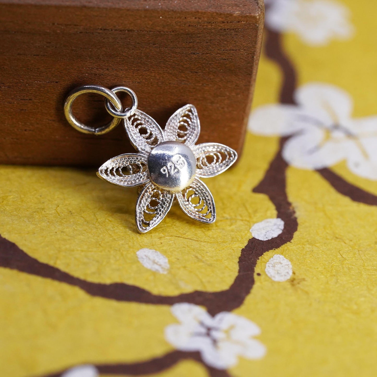 Vintage Sterling silver handmade pendant, 925 filigree flower