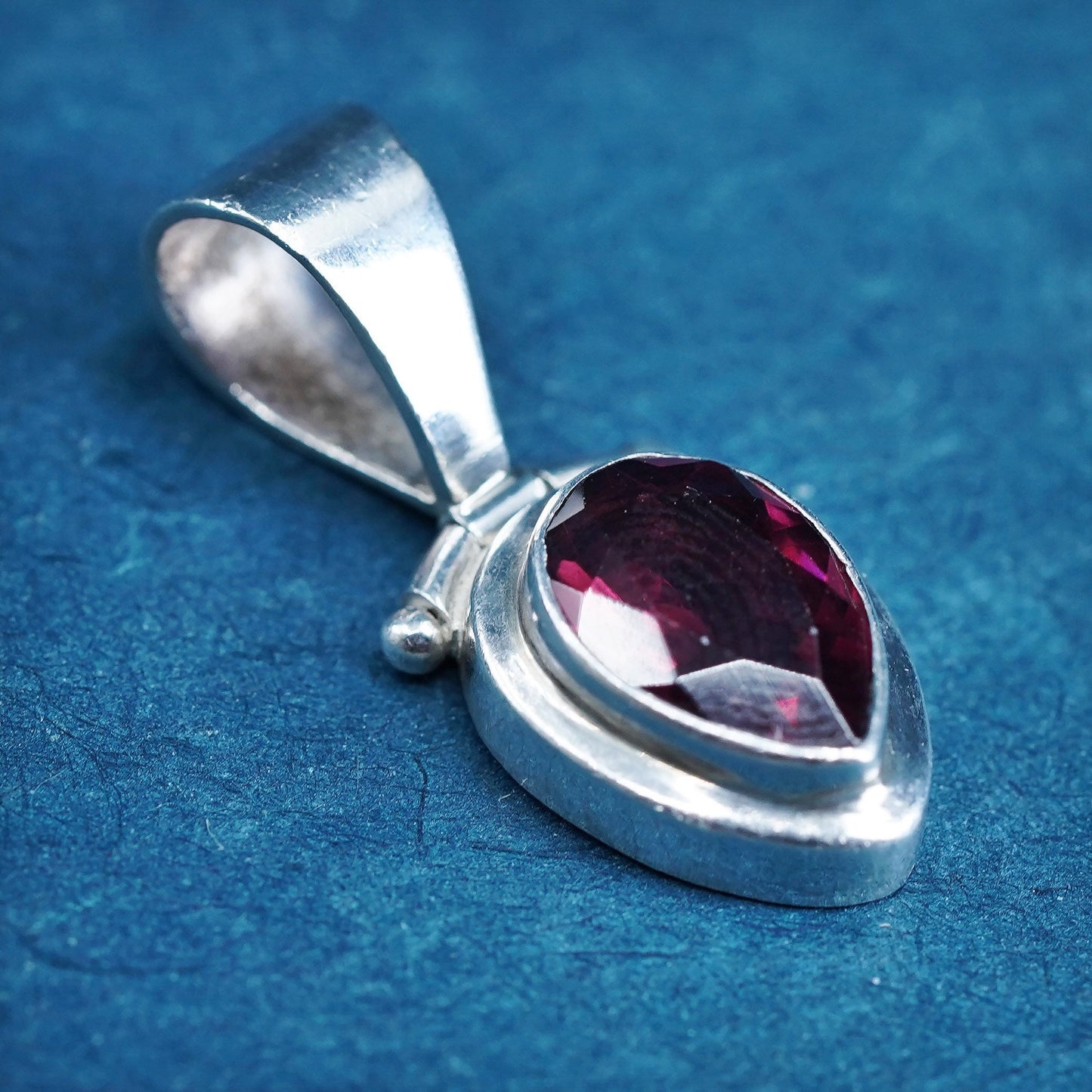Vintage Sterling 925 silver handmade pendant with teardrop garnet