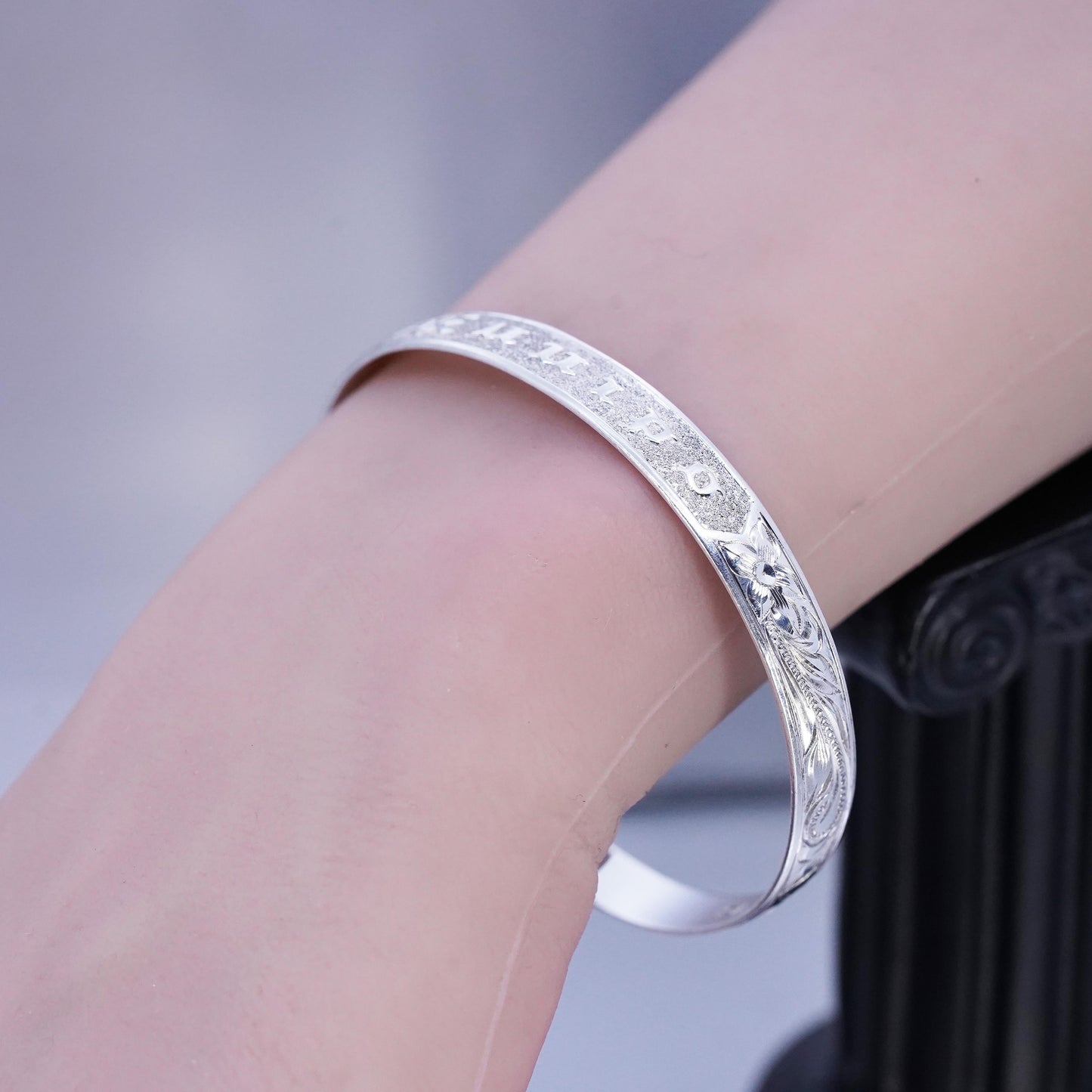 7.5”, Sterling 925 silver bracelet, textured bangle with Odinn lord of frenzy