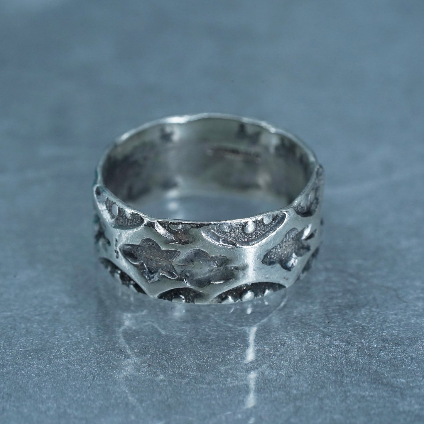 Size 5, vintage southwestern Sterling 925 silver handmade ring, textured band