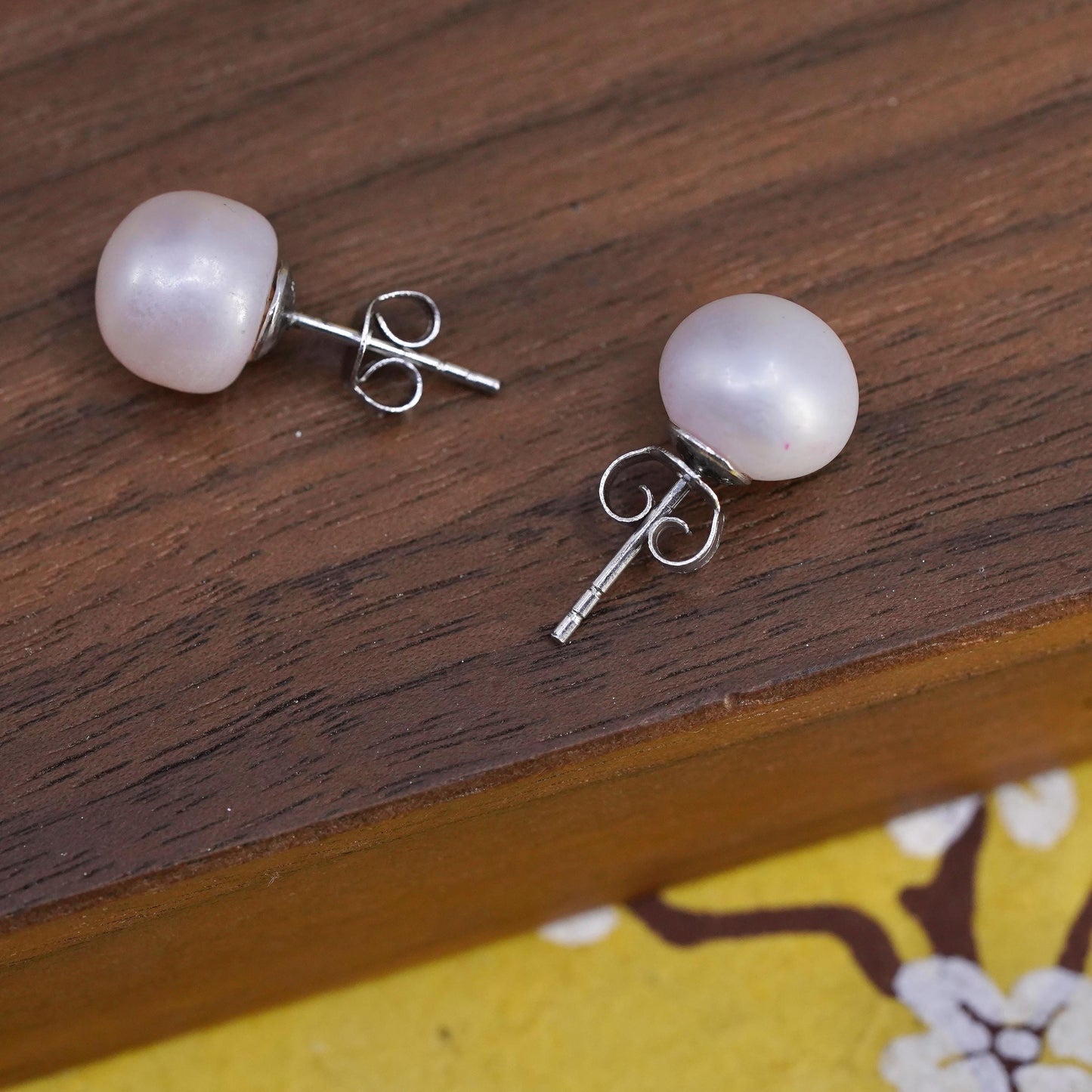 10mm, Vintage 925 Sterling silver handmade studs earrings white pearl