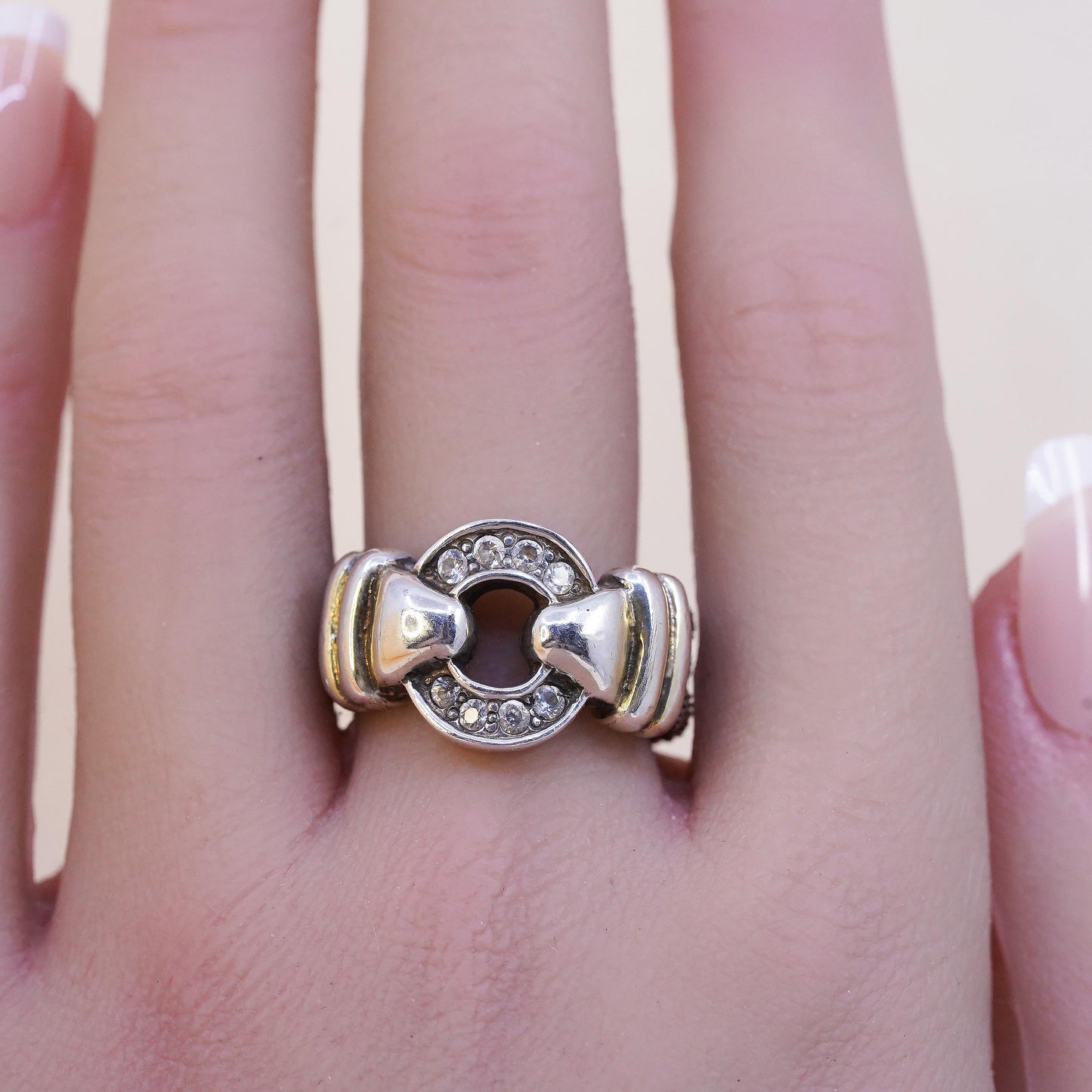 Size 9, Vintage sterling silver statement ring, 925 cable belt band cluster cz