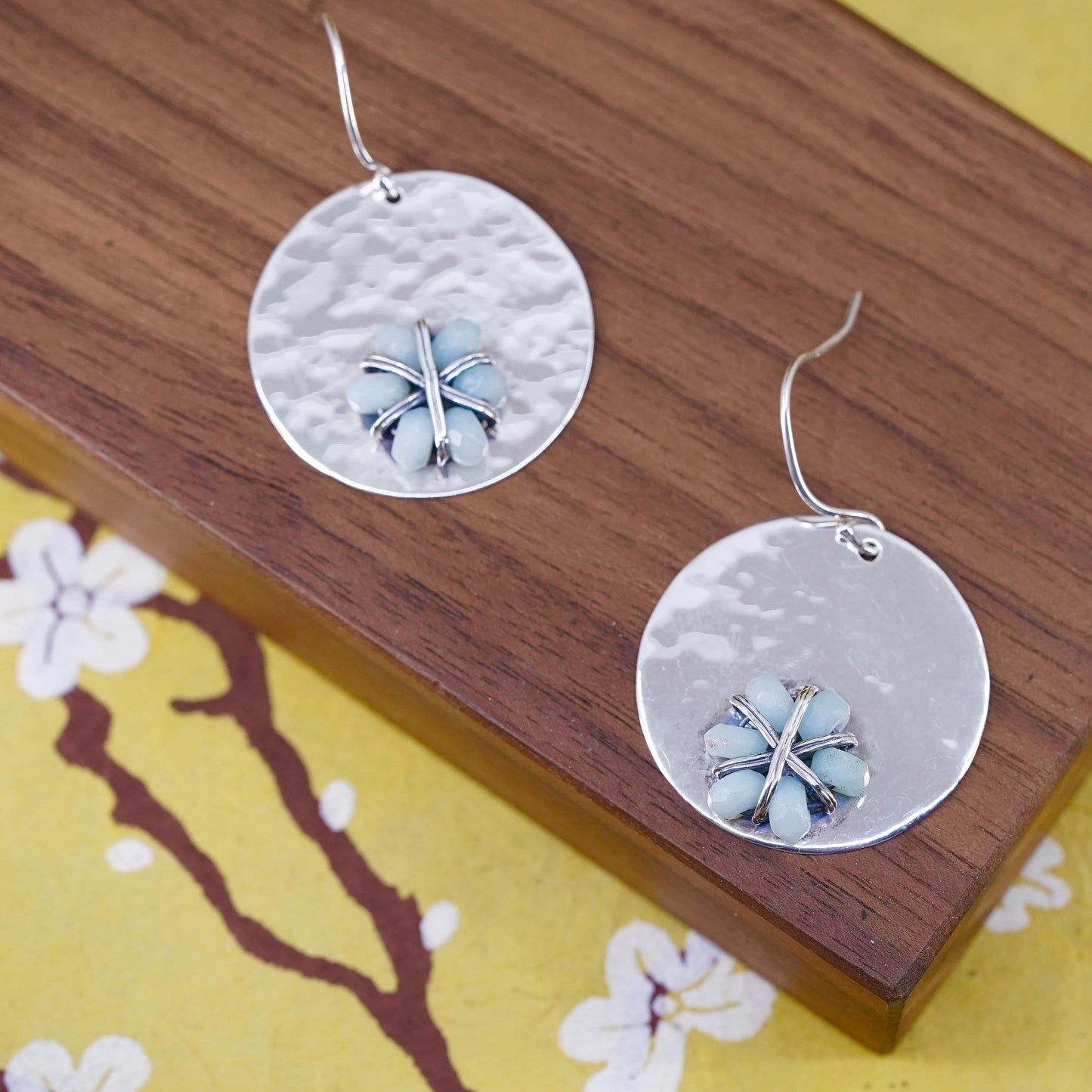 Vintage southwestern Sterling 925 silver hammered disc earrings larimar flower