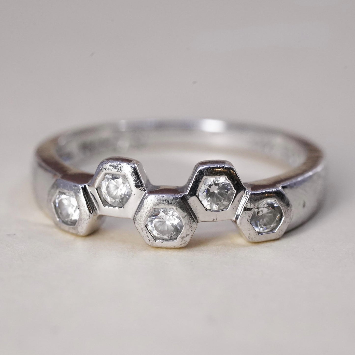 Size 7.25, sterling 925 silver ring, engagement band hexagram honeycomb cut cz