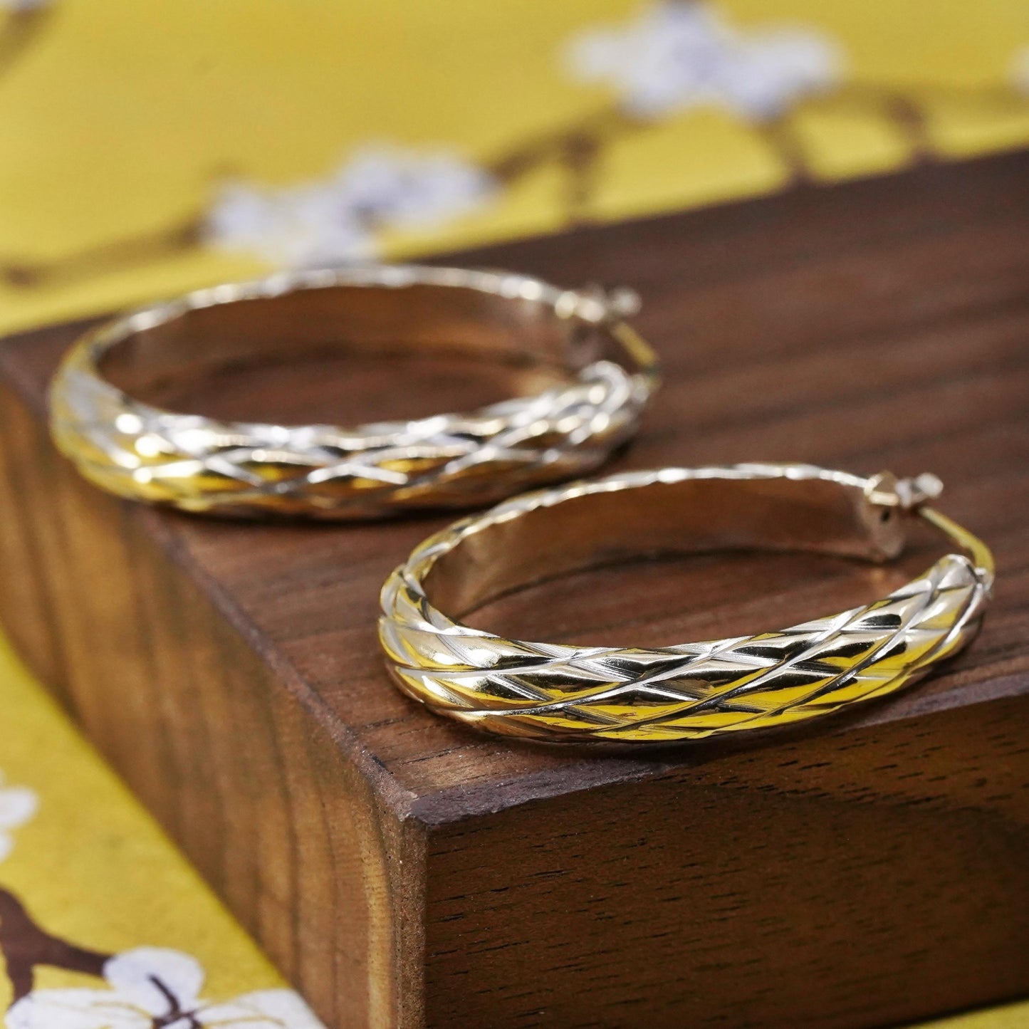 1.5”, Italia Crea vermeil gold over Sterling silver earrings, 925 oval hoops