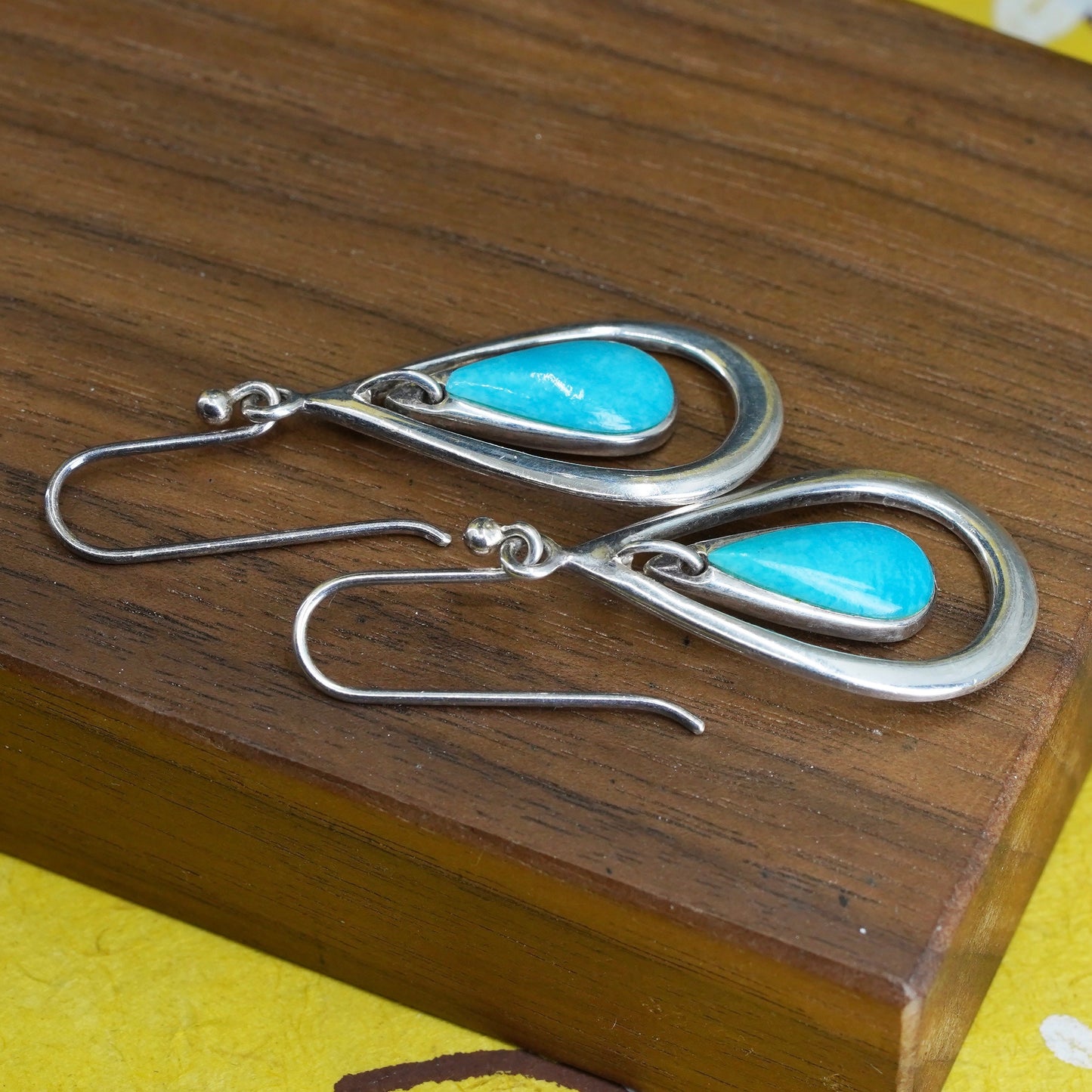 Southwestern Sterling 925 silver handmade earrings with teardrop turquoise