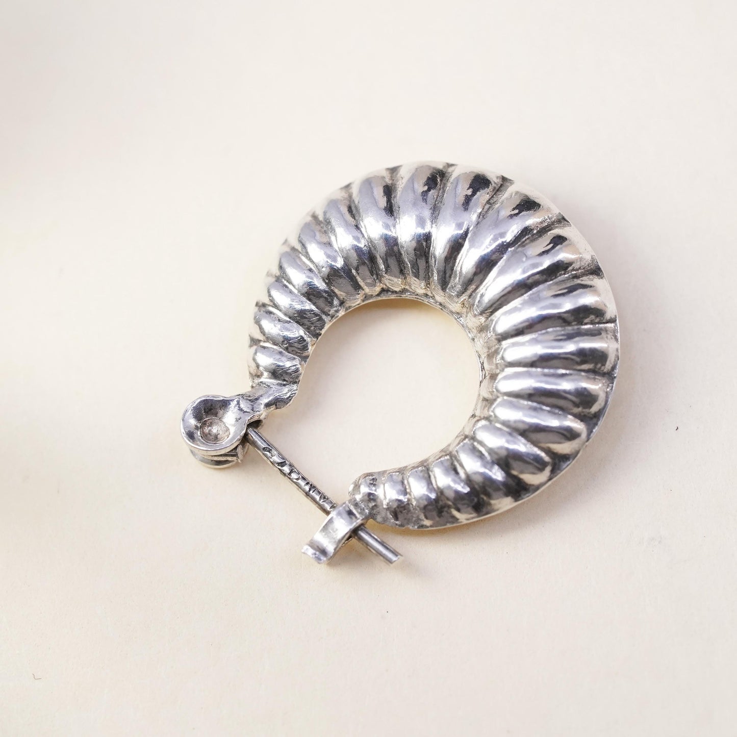 0.75", VTG sterling silver loop single earring, fashion twisted primitive hoop