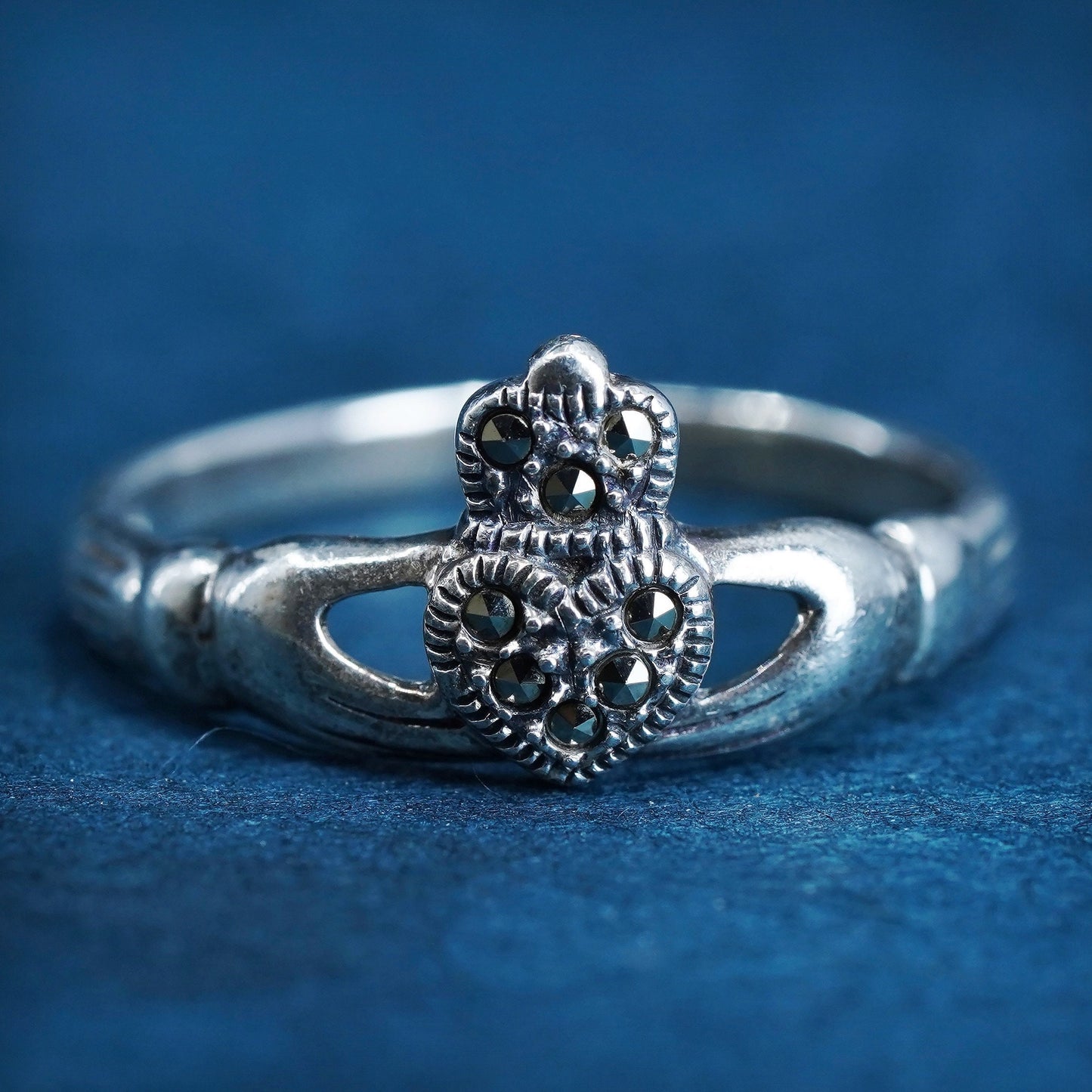 Size 7.5, Ireland Solvar sterling silver claddagh ring, heart 925 marcasite