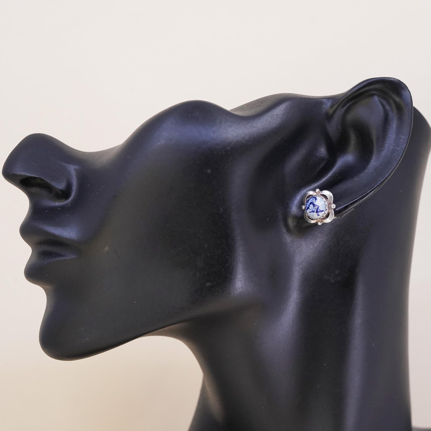 Vintage Holland DELFT Dutch Button Round Porcelain 835 Silver single earring