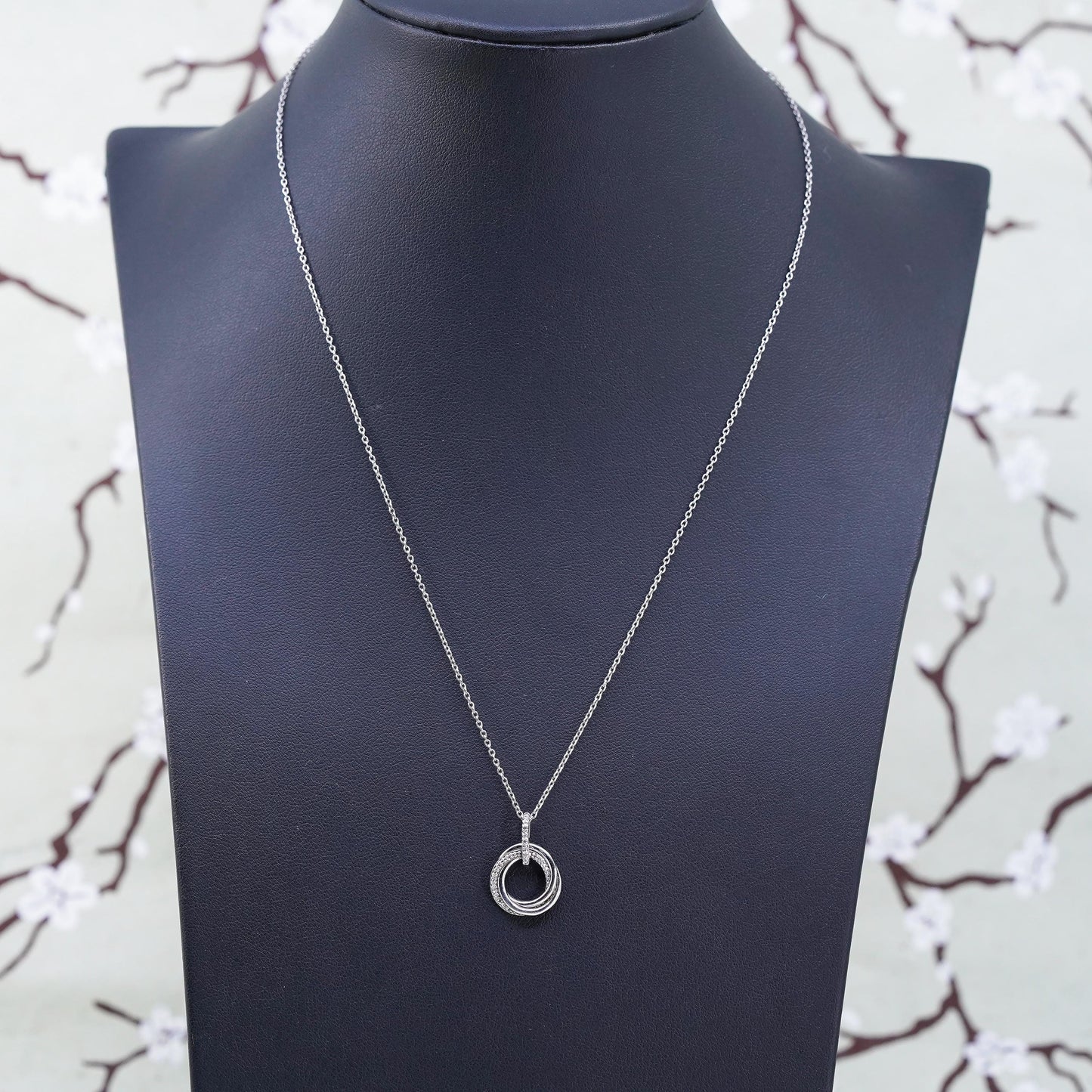 18”, Vintage Sterling silver necklace, 925 circle chain with pendant diamonds