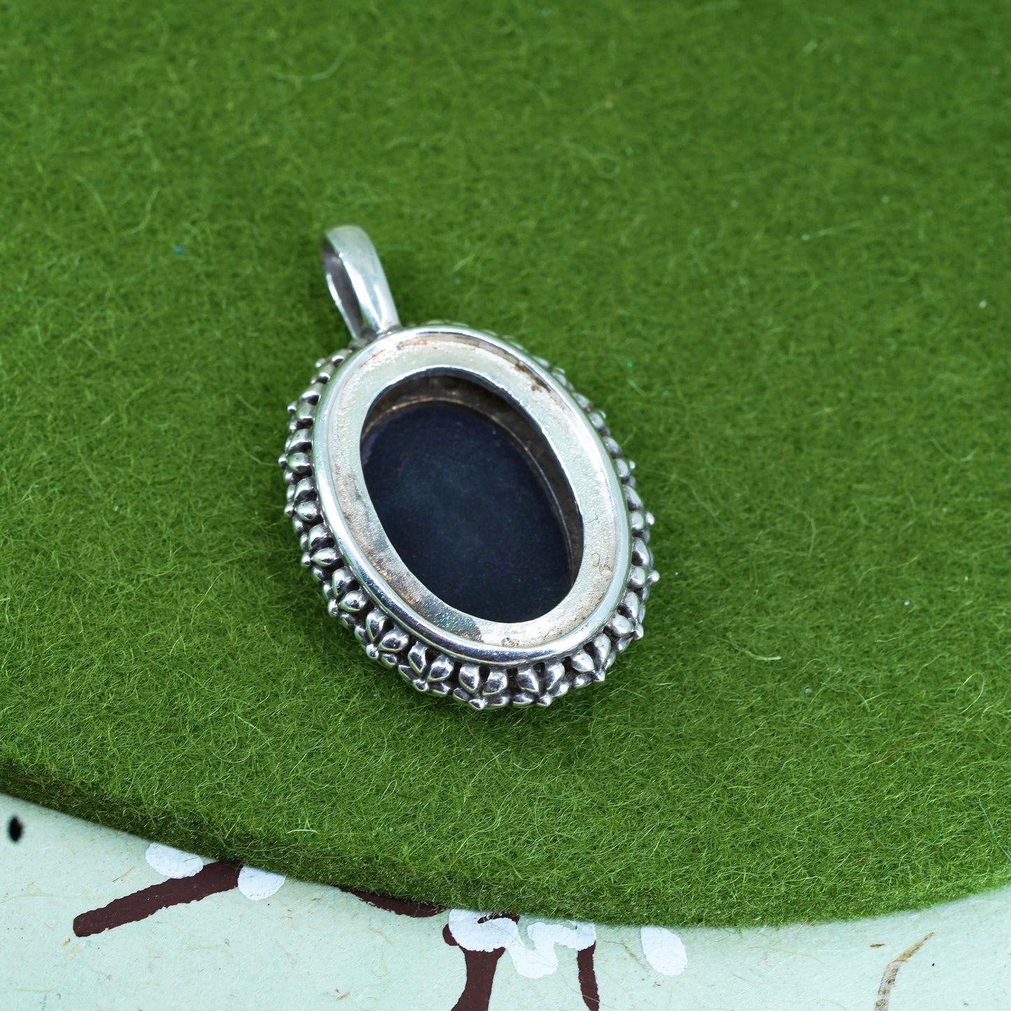 vintage Mexican handmade sterling 925 silver pendant with black onyx and beads