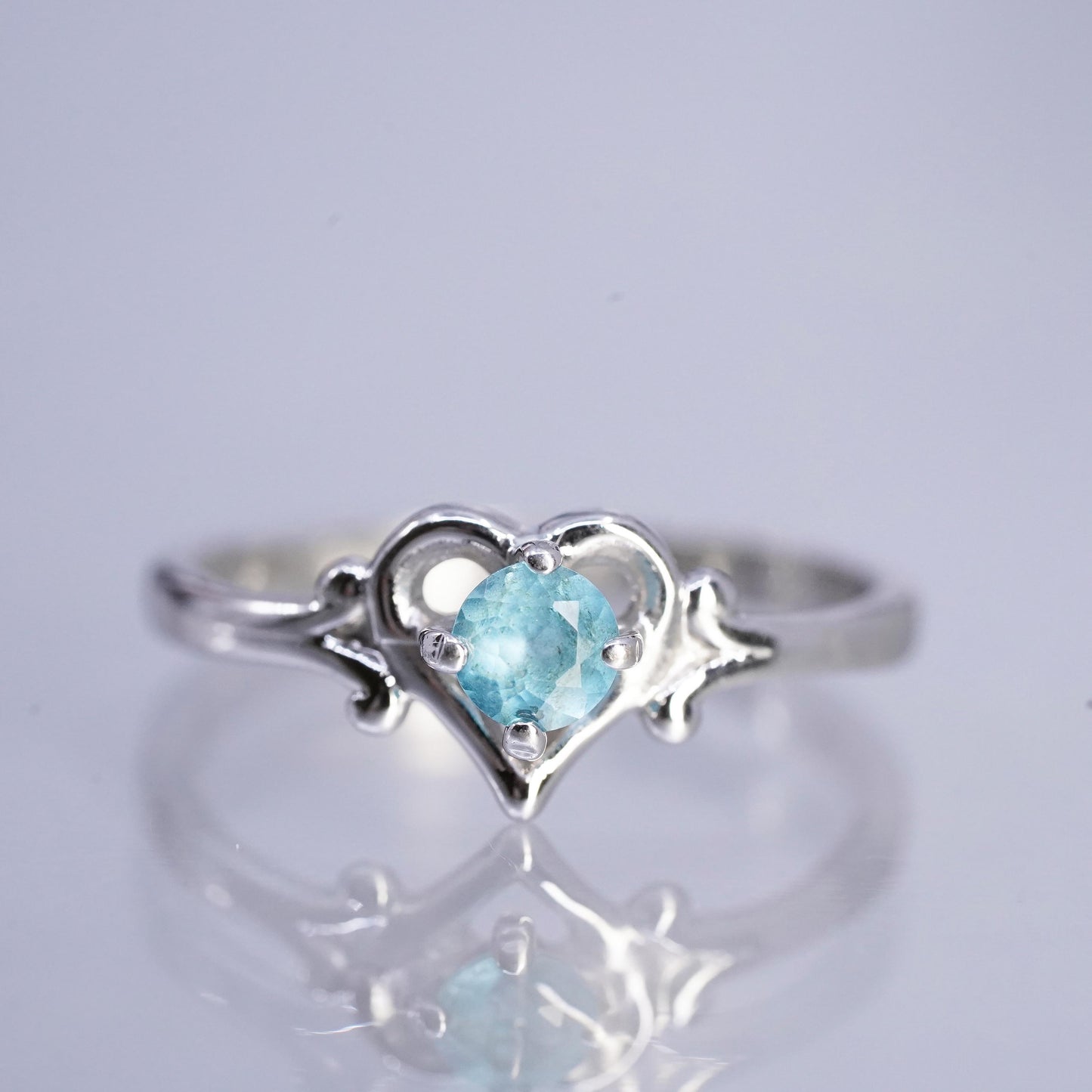 size 6.5, vintage Sterling Silver 925 engagement heart ring with topaz
