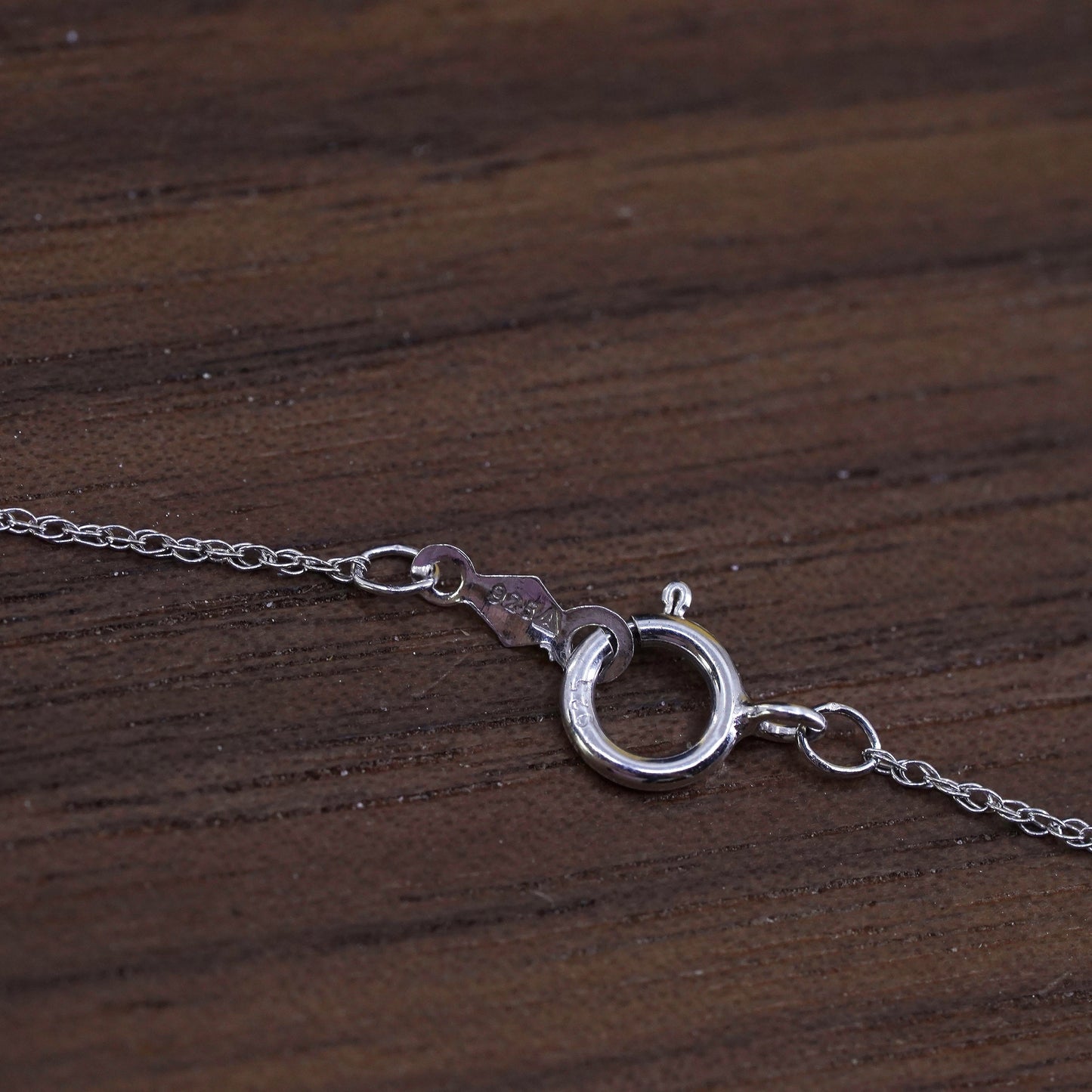 18”, vintage Sterling 925 silver necklace, circle chain teardrop opal pendant