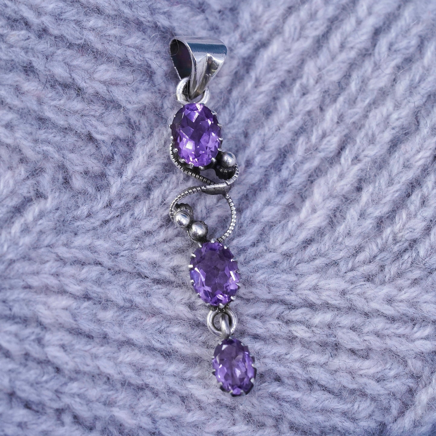 Vintage sterling 925 silver handmade pendant with amethyst
