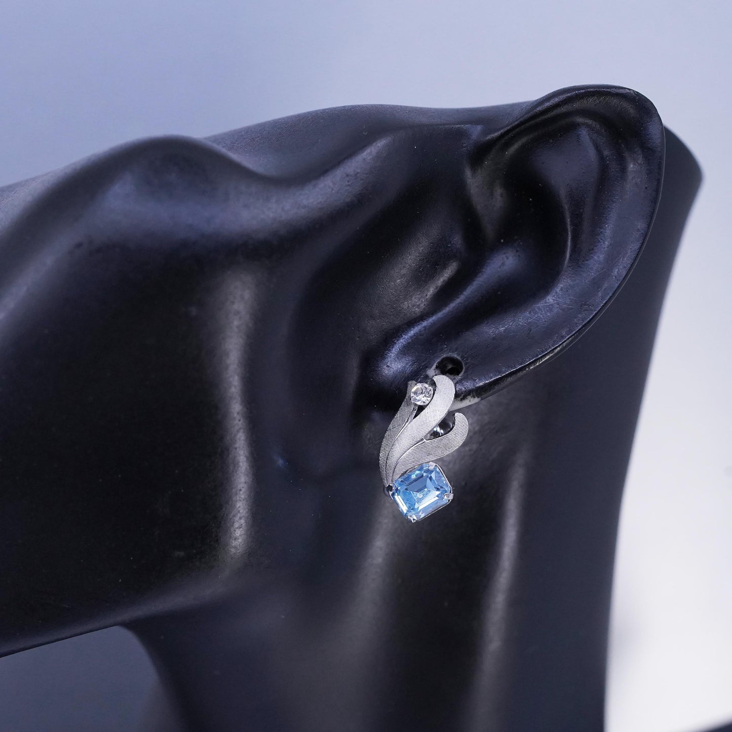 Vintage Vandell Sterling 925 silver earrings, screw back floral blue rhinestone