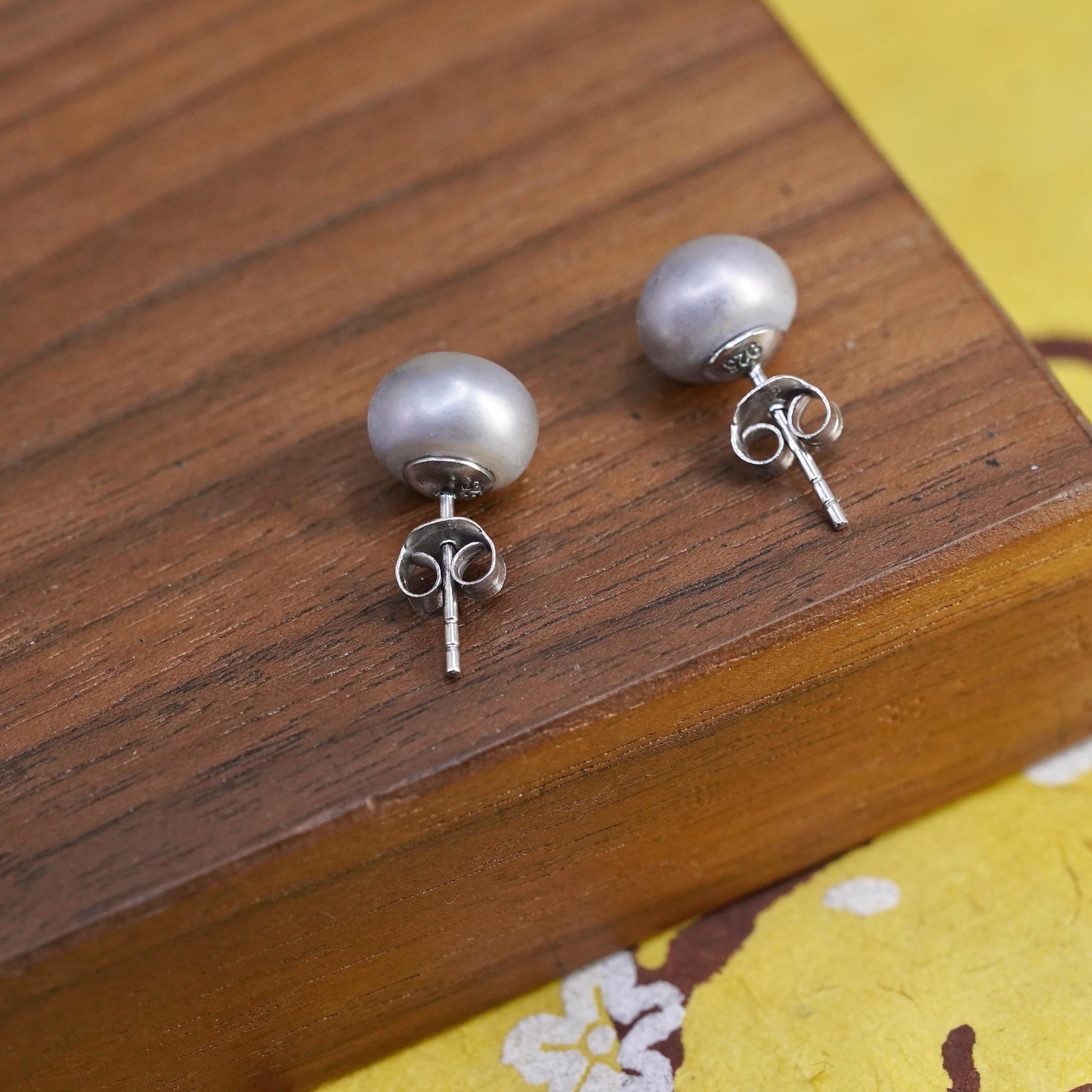 8mm, Vintage 925 Sterling silver handmade studs earrings gray pearl