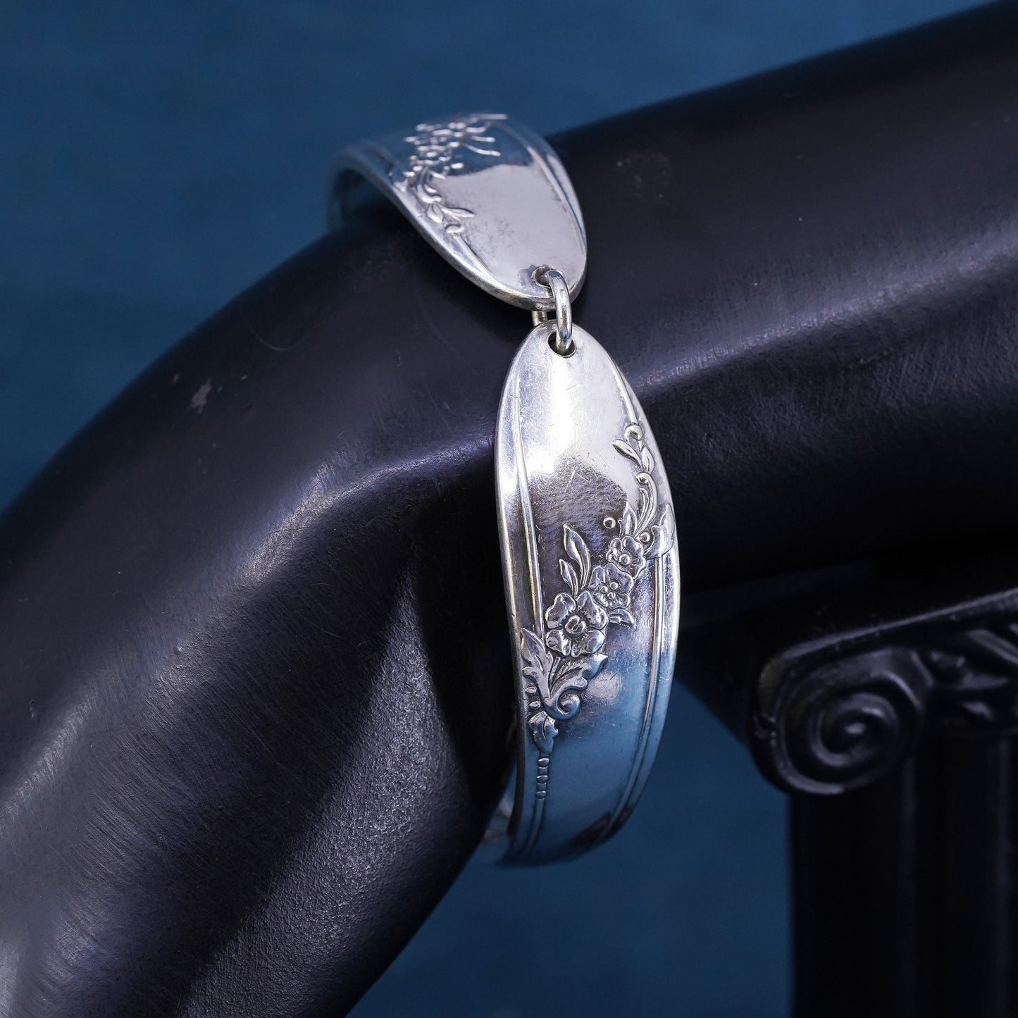 7.5” vintage Silver Tone spoon bracelet, stamped community on the spoon