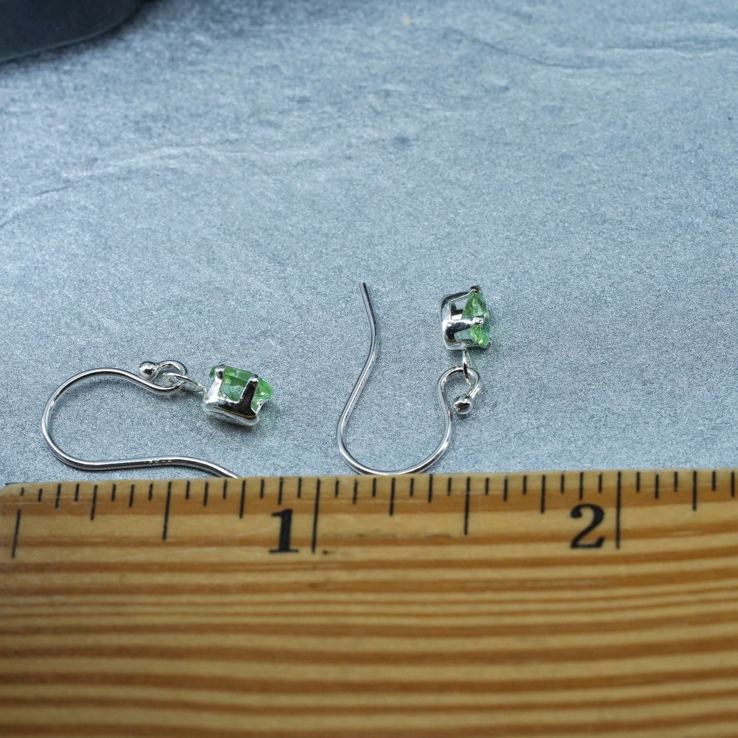 Vintage Sterling 925 silver handmade earrings with peridot
