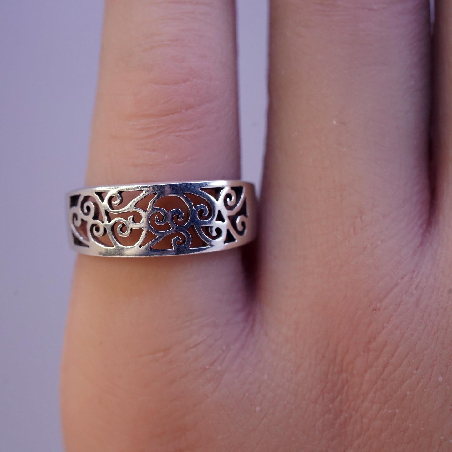 Size 6, vintage Sterling silver handmade ring, 925 Filigree swirl band