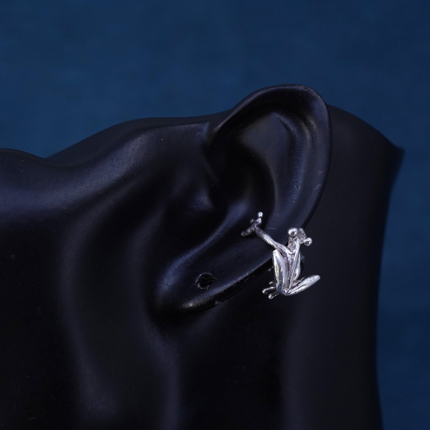 Vintage Sterling 925 silver earring, frog ear cuff