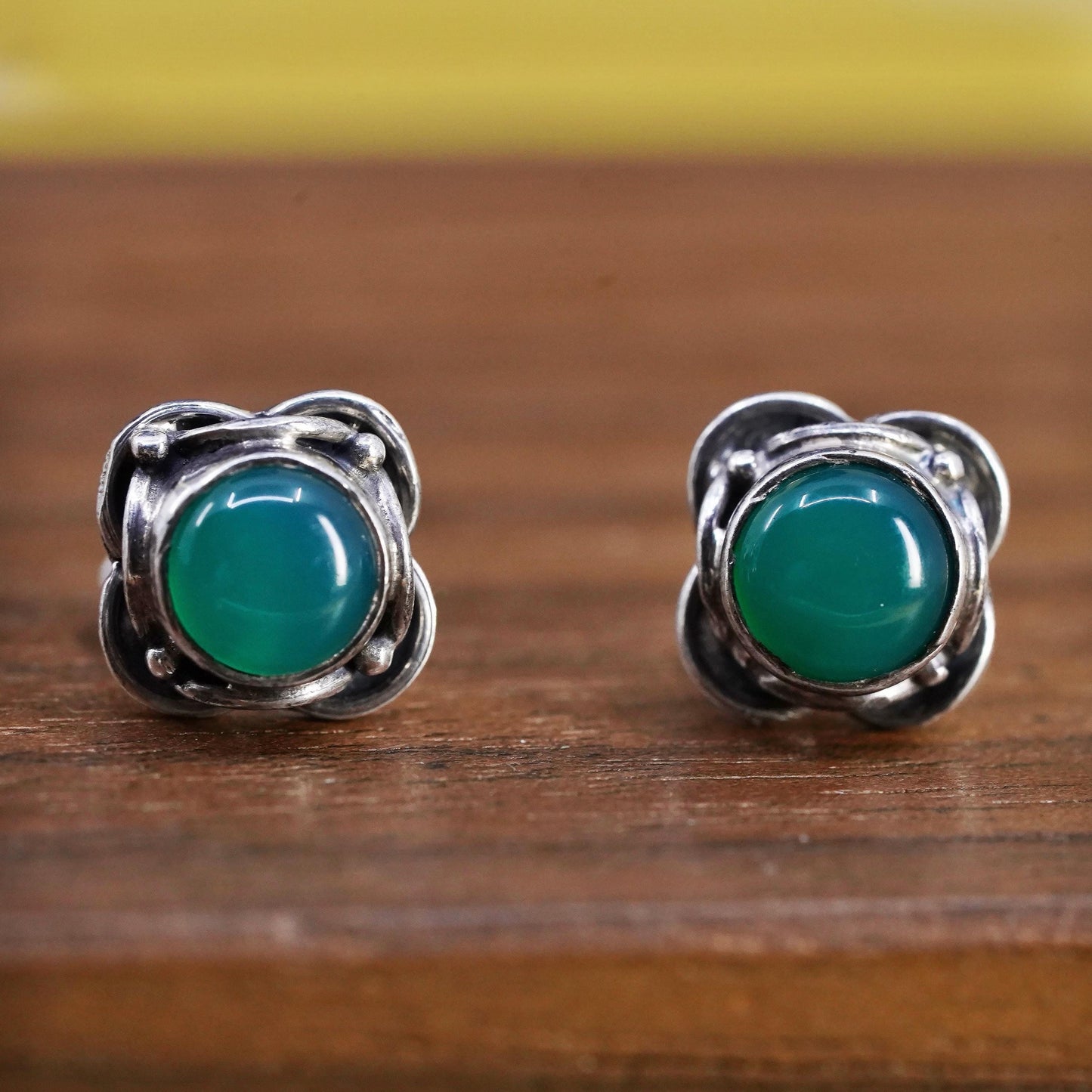 Vintage Sterling Silver 925 handmade studs Earrings jade, southwestern jewelry