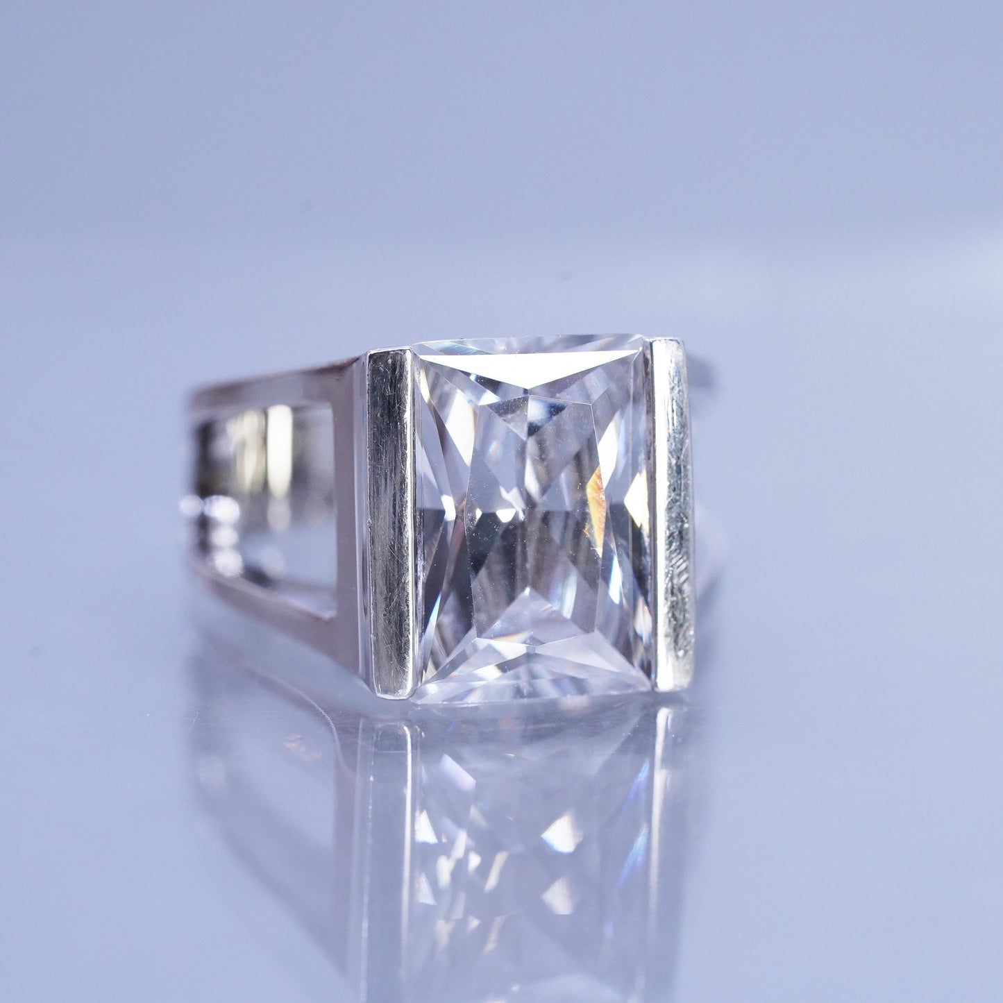 Size 7, vintage Sterling 925 silver handmade statement ring with emerald cut Cz