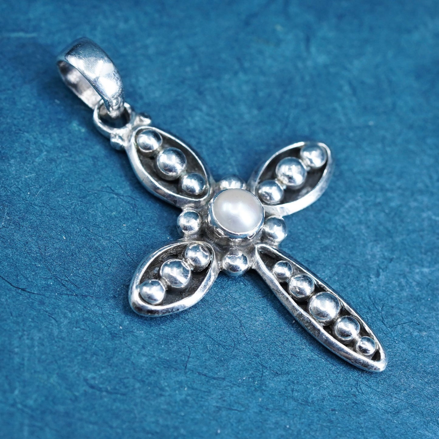 Vintage Silpada Sterling Silver 925 handmade Cross Pendant w/ Pearl Center S0971