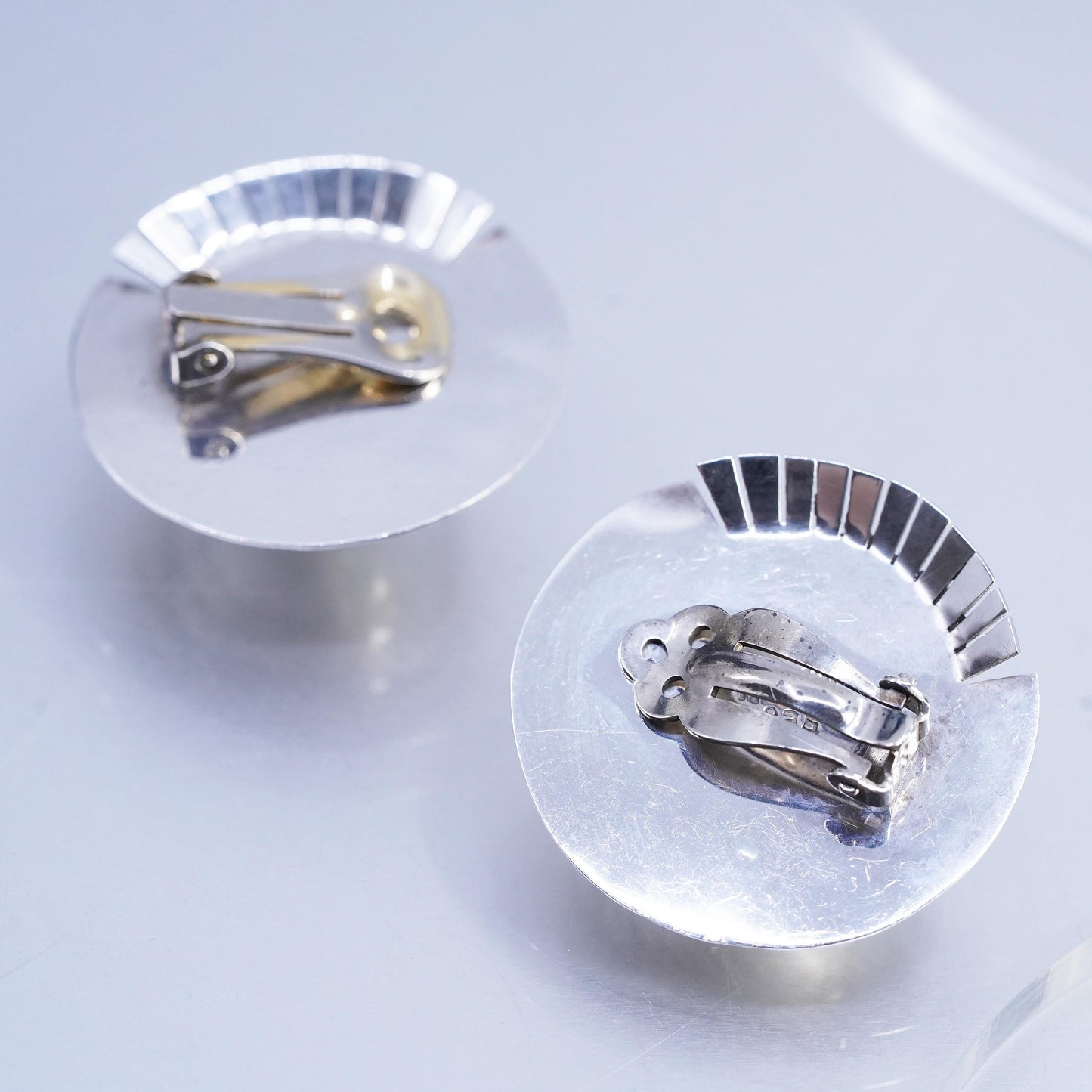 VTG Mexican Two Tone Sterling 925 Silver circle CLIP ON earrings brass cable