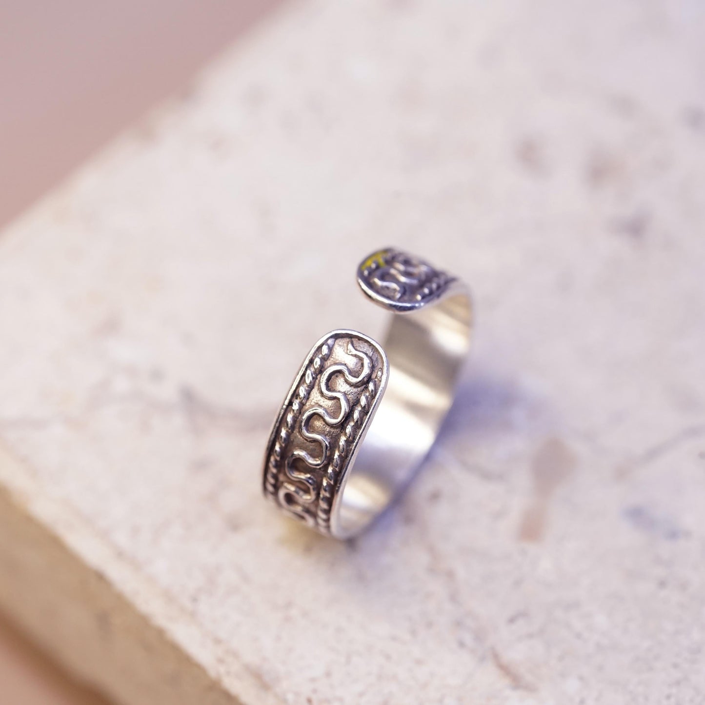 Size adjustable, vintage Sterling silver handmade band, 925 cable open ring