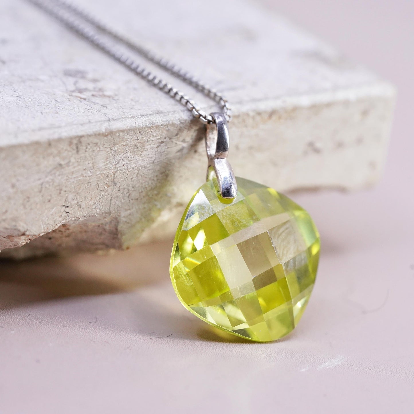 18", vintage Sterling silver necklace, 925 box chain lemon quartz pendant