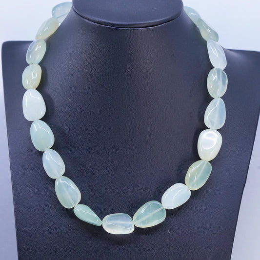 16", Vintage 925 Sterling Silver necklace with green fluorite nugget beads