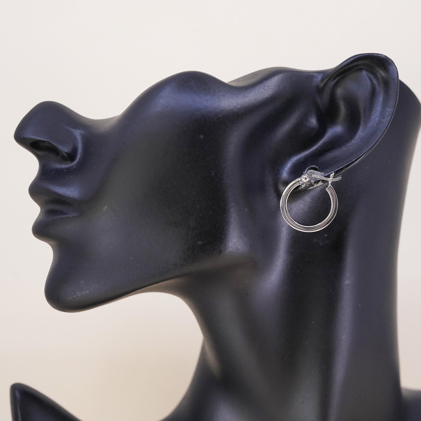 0.75", Vintage sterling silver loop single earring, fashion primitive hoop