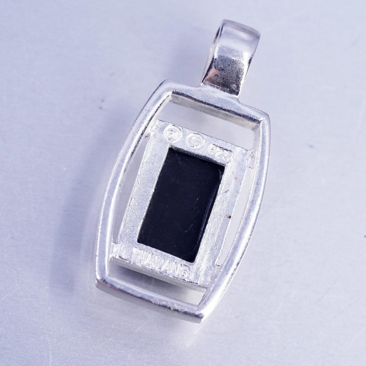Vintage sterling 925 silver handmade rectangular pendant with onyx inlay