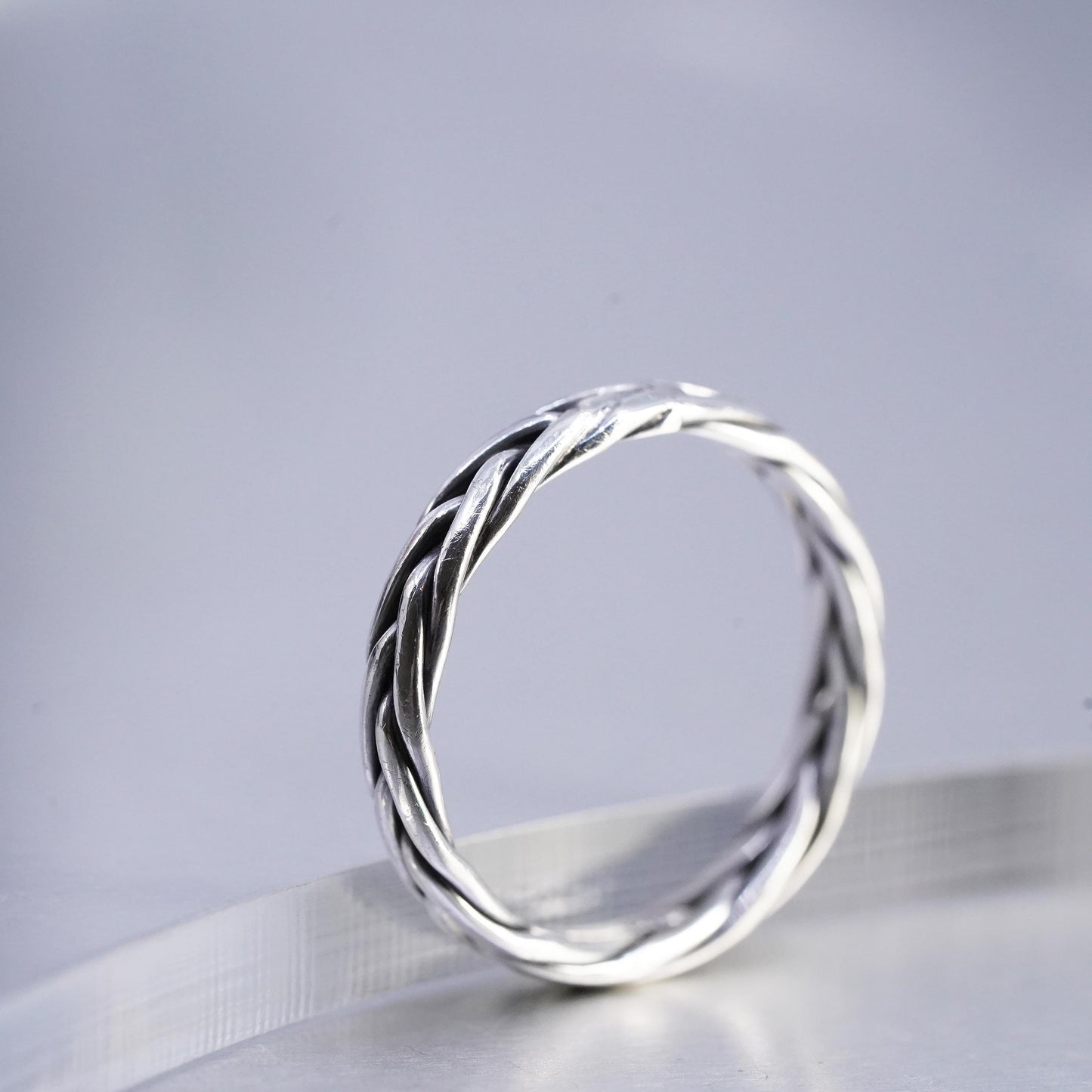 Size 7, vintage southwestern Sterling 925 silver statement ring, cable band