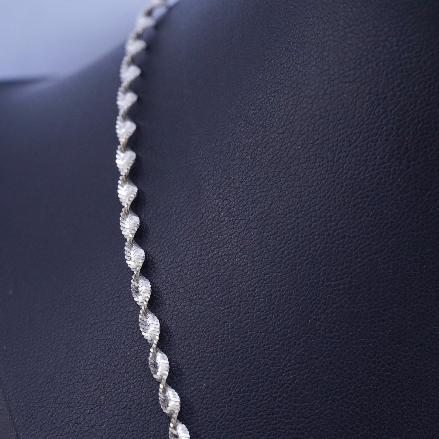 18” vermeil gold over Sterling 925 silver twisted herringbone chain necklace