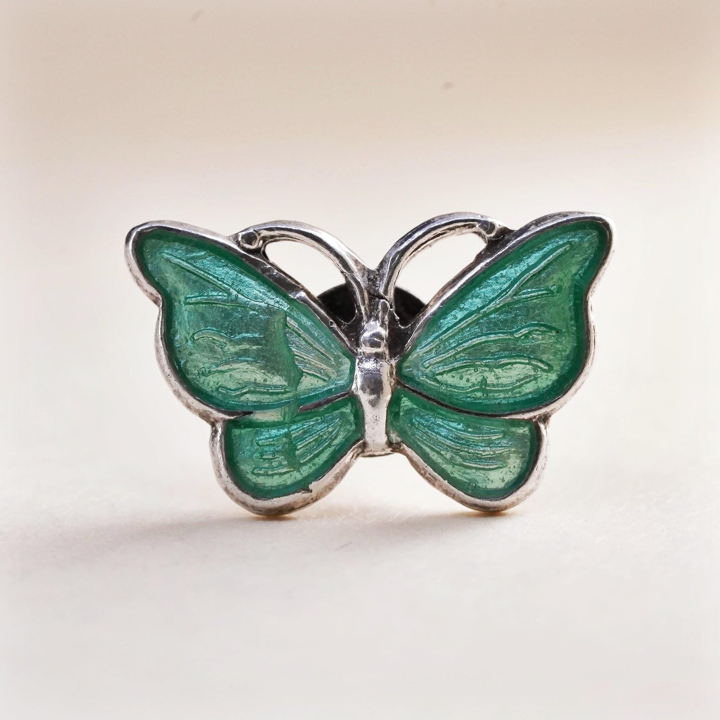 vtg handmade single earring. Sterling 925 silver green enamel butterfly stud