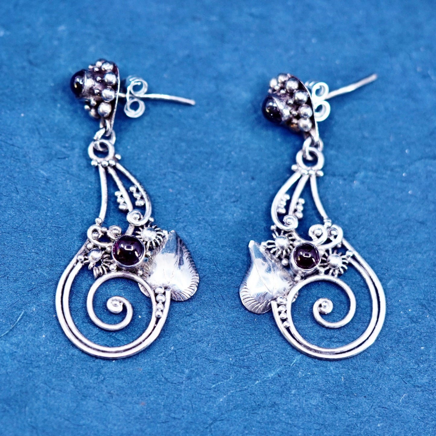 Vintage sterling 925 silver handmade swirly earrings with garnet beads
