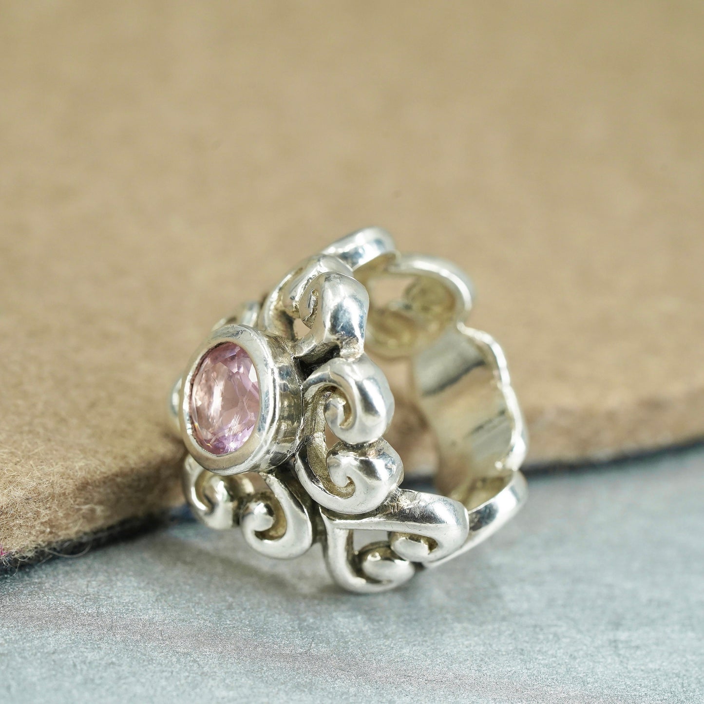 Size 7, VTG Barse Sterling 925 silver ring, filigree swirly band with pink cz
