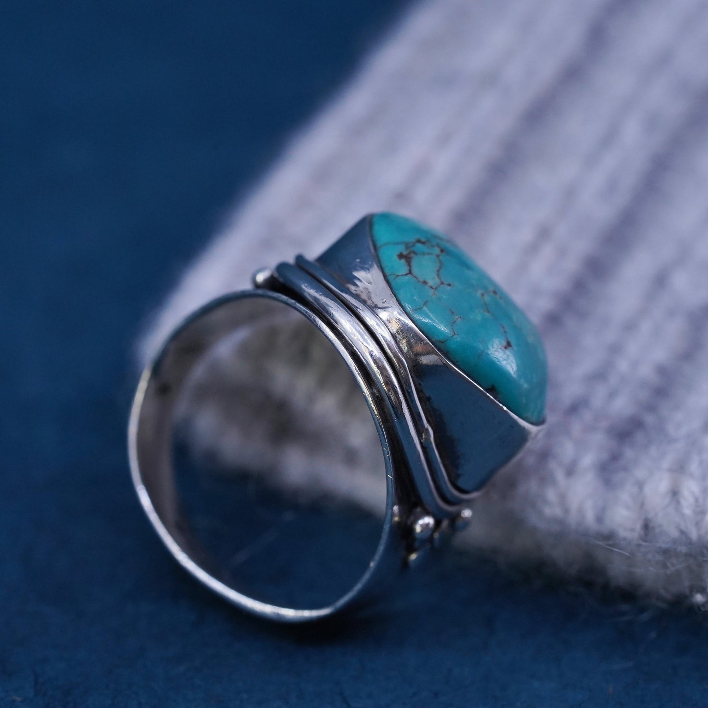 Size 7, Sterling 925 silver ring, Native American, southwestern with turquoise