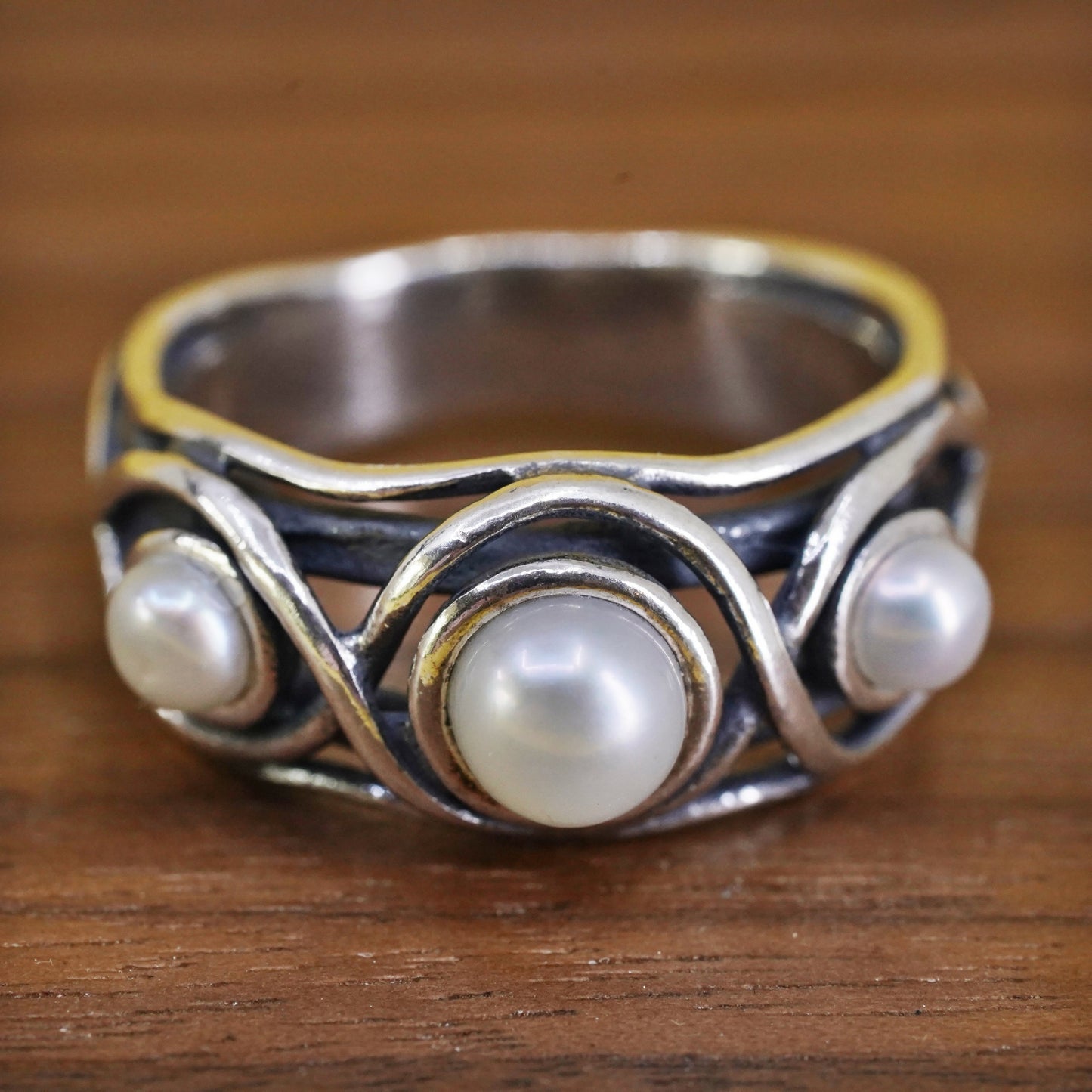 Size 8, Israel Sterling silver handmade ring, 925 statement band with pearl
