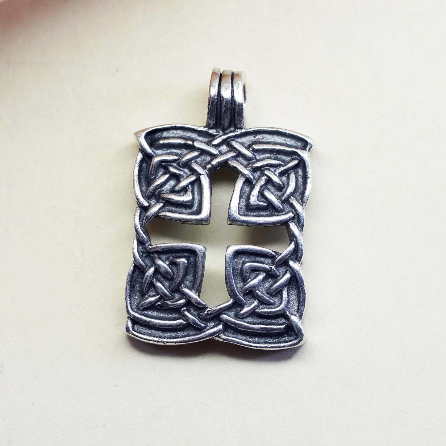 vintage sterling silver handmade pendant, 925 silver Irish Celtic knot charm