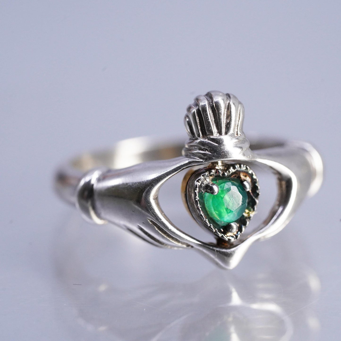 Size 6, Claddagh Sterling 925 silver spinner ring emerald 14K yellow gold heart