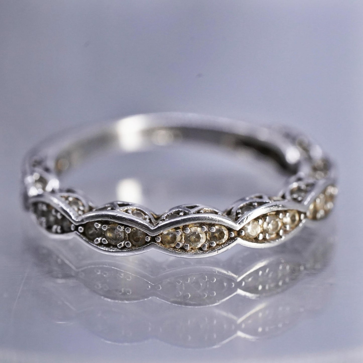 Size 6.25, VTG southwestern Sterling 925 silver wedding ring, cluster Cz band