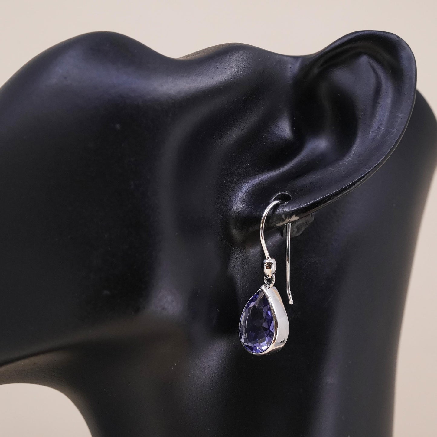 Vintage sterling silver 925 handmade single earring with teardrop amethyst